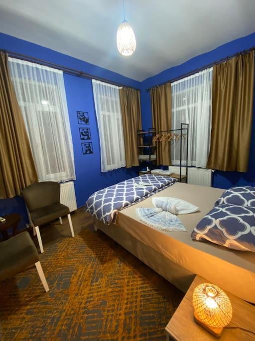 Апартаменты Taksim Pera House Стамбул Экстерьер фото