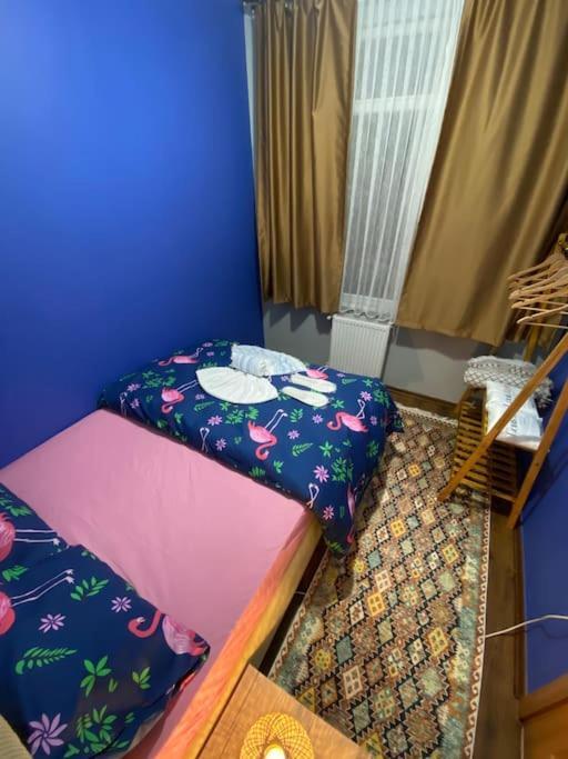 Апартаменты Taksim Pera House Стамбул Экстерьер фото
