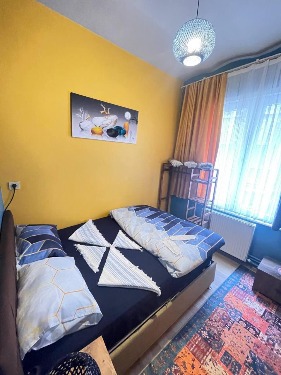 Апартаменты Taksim Pera House Стамбул Экстерьер фото